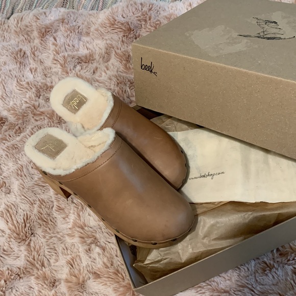 Beek shearling lined wood clogs - Picture 6 of 6